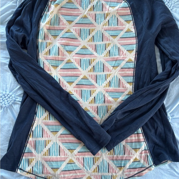 L.L. Bean Women's Top - Picture 6 of 7